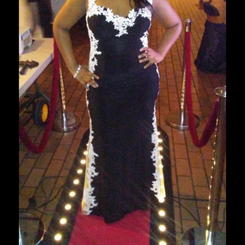 Black and white mermaid dress